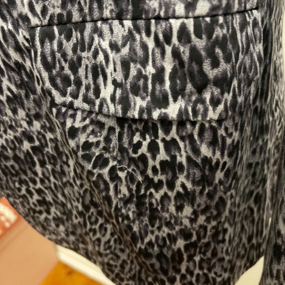 ✅SALE ✅ Capture European Leopard Jacket - Picture 4 of 11